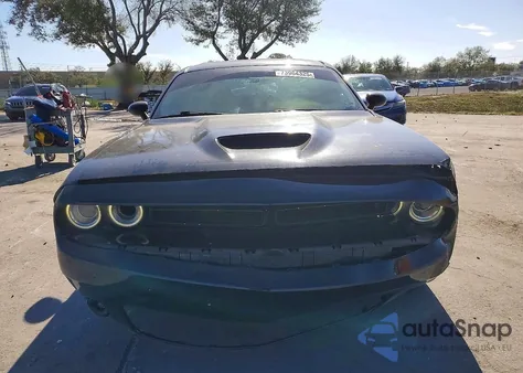 2016 Dodge Challenger Sxt z USA, uszkodzony, nr VIN 2C3CDZAG0GH337134